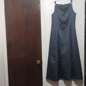 Best & Adam's Formal Grown size 14